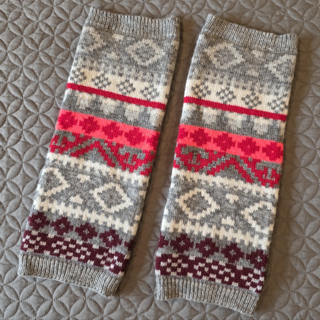 American Eagle Outfitters Gray, Maroon, White & Pink Knit Leg Warmers